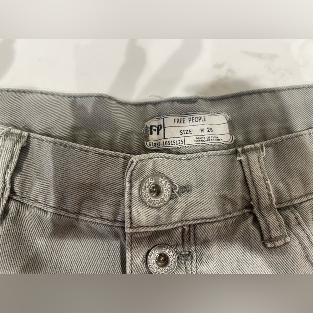 Free People button fly distressed short ACCEPTING OFFER - Picture 8 of 8